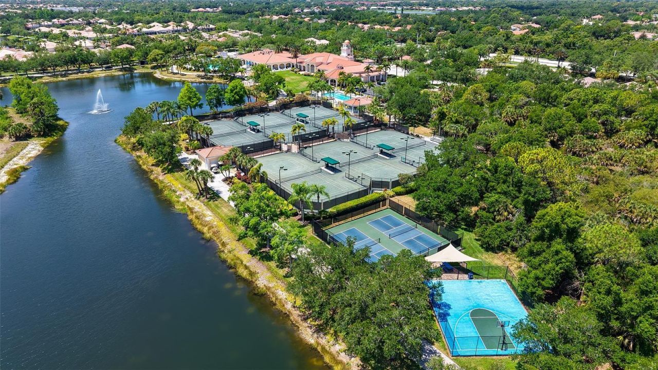 8080 Cardena Lane, Sarasota, FL 34238 Photo