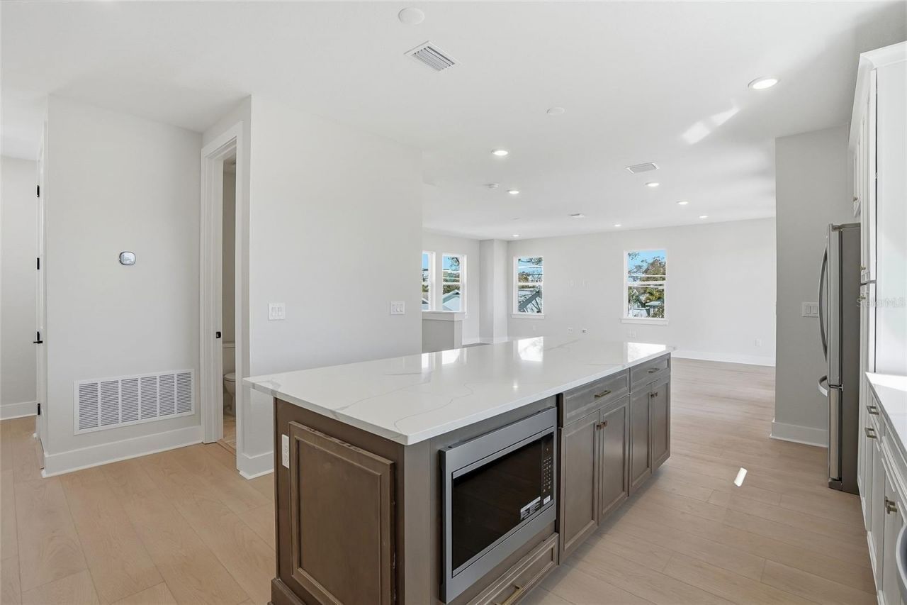3005 1st Avenue N, Saint Petersburg, FL 33713 Photo