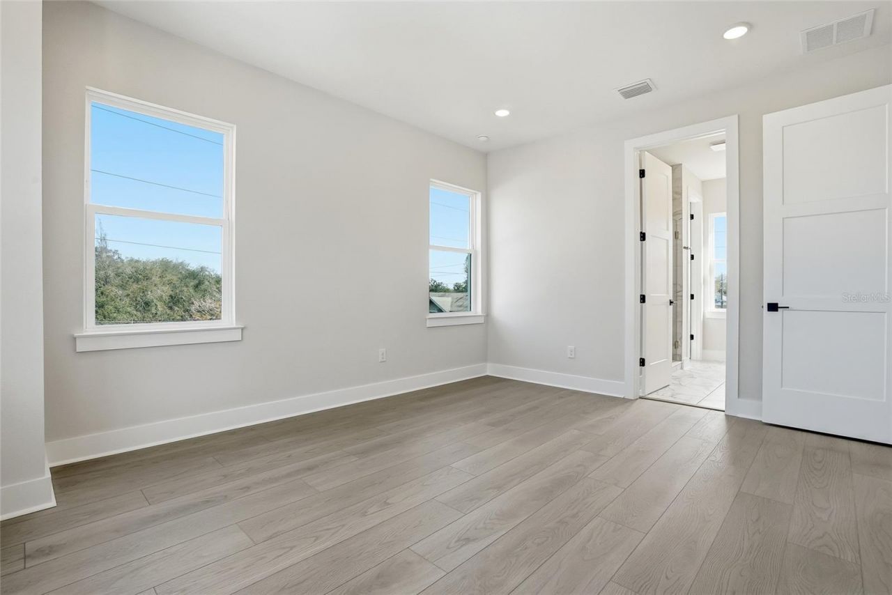 3005 1st Avenue N, Saint Petersburg, FL 33713 Photo