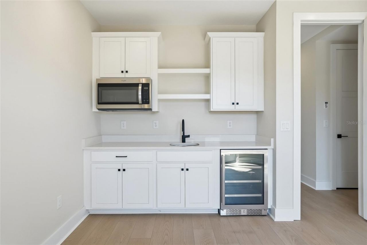 3005 1st Avenue N, Saint Petersburg, FL 33713 Photo