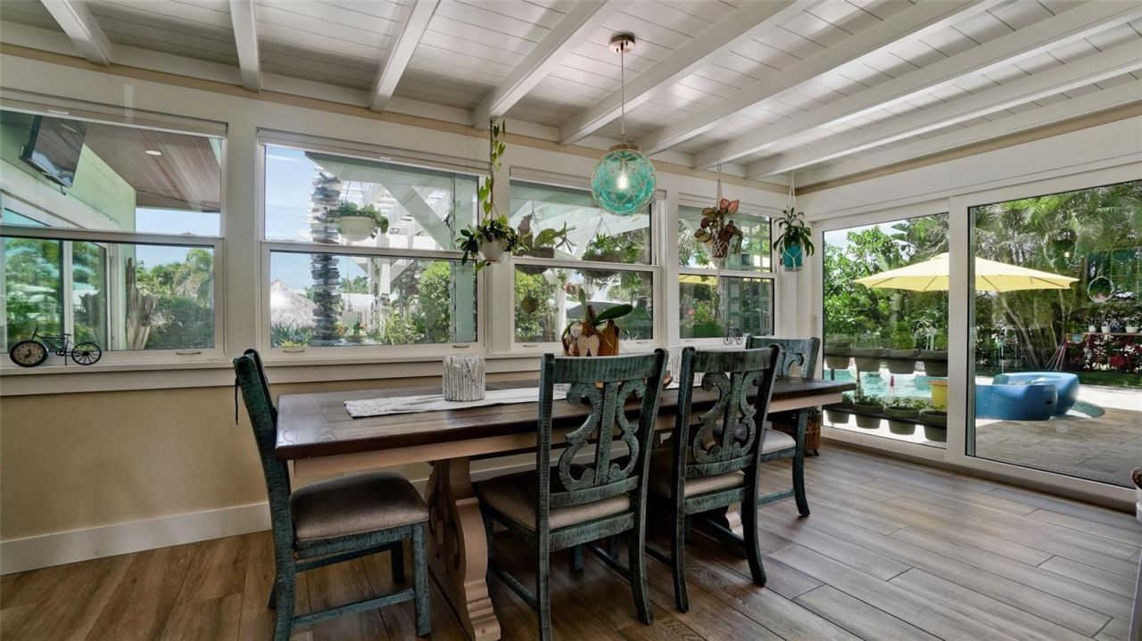 522 68th Street, Holmes Beach, FL 34217 Photo