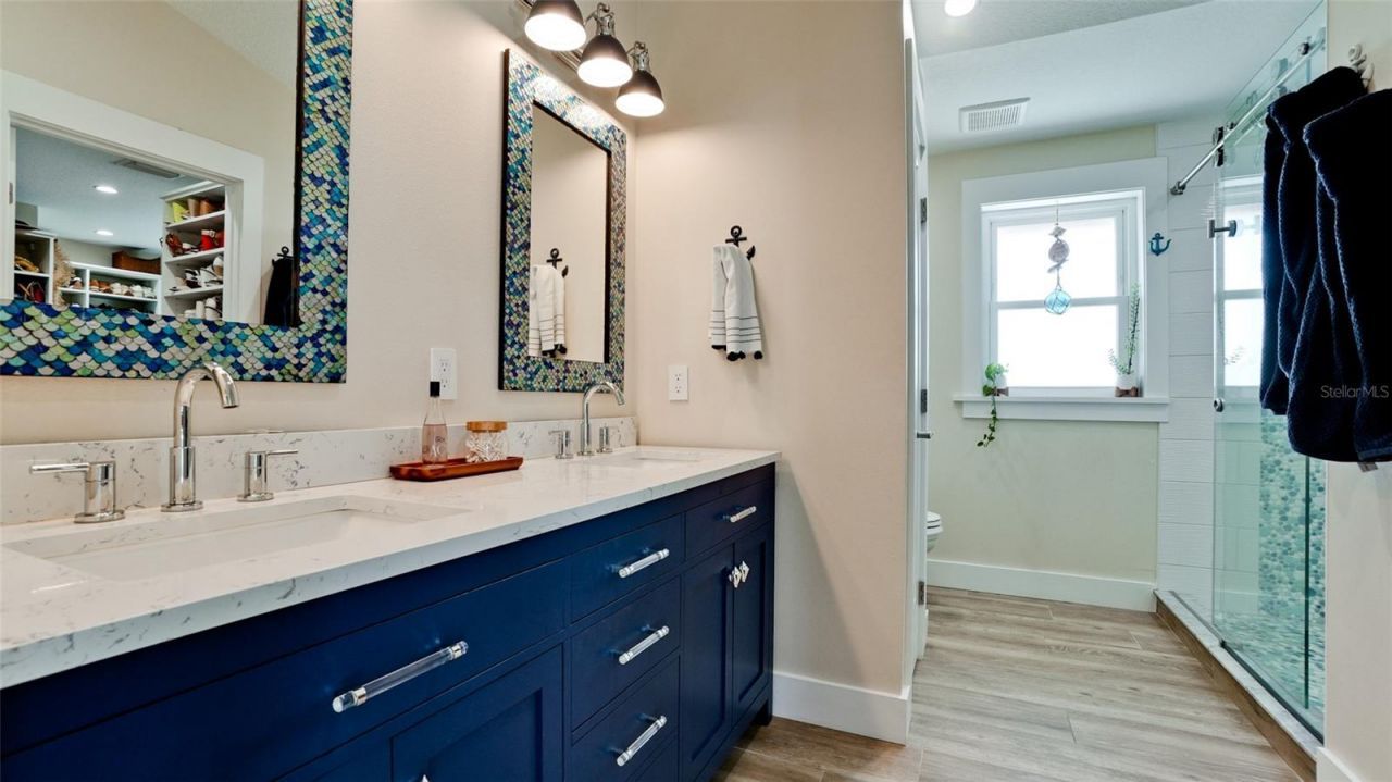 522 68th Street, Holmes Beach, FL 34217 Photo