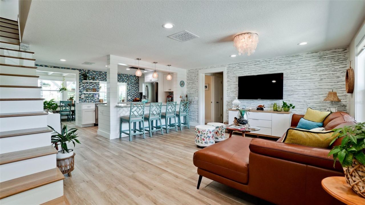 522 68th Street, Holmes Beach, FL 34217 Photo