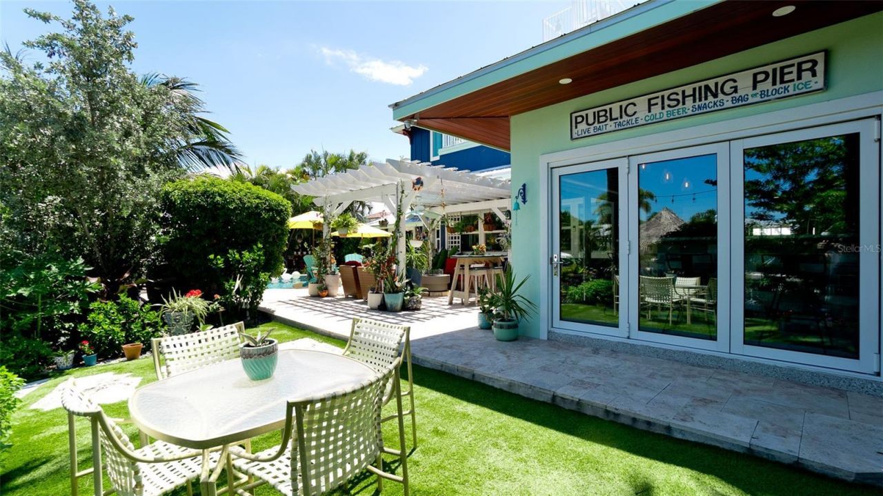 522 68th Street, Holmes Beach, FL 34217 Photo