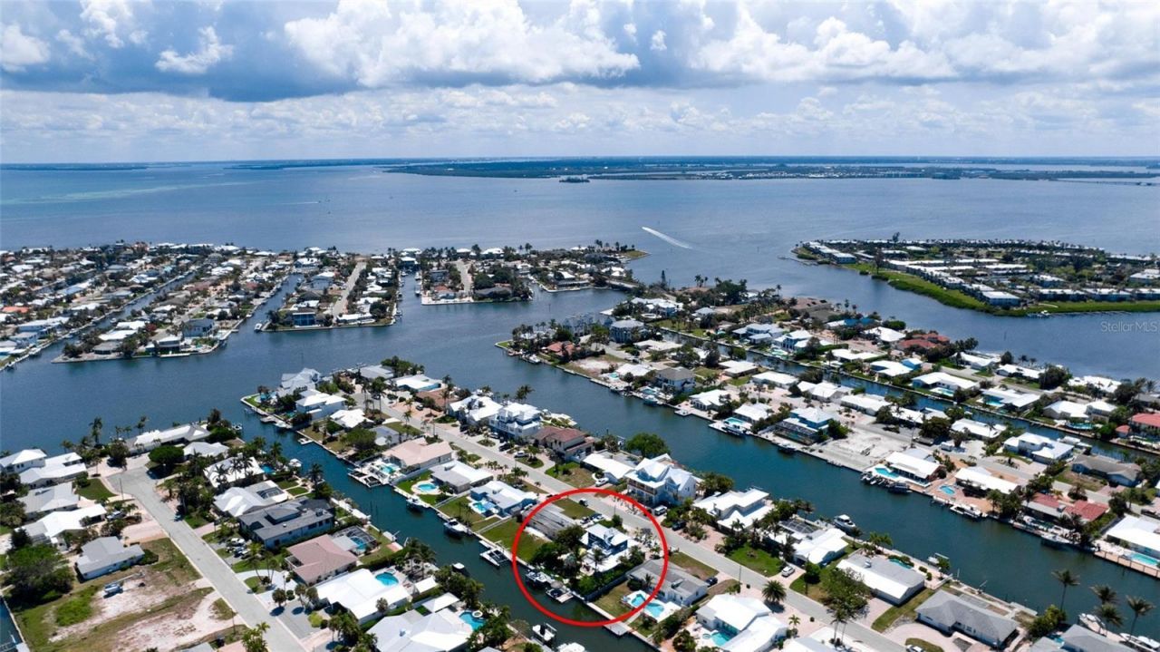 522 68th Street, Holmes Beach, FL 34217 Photo