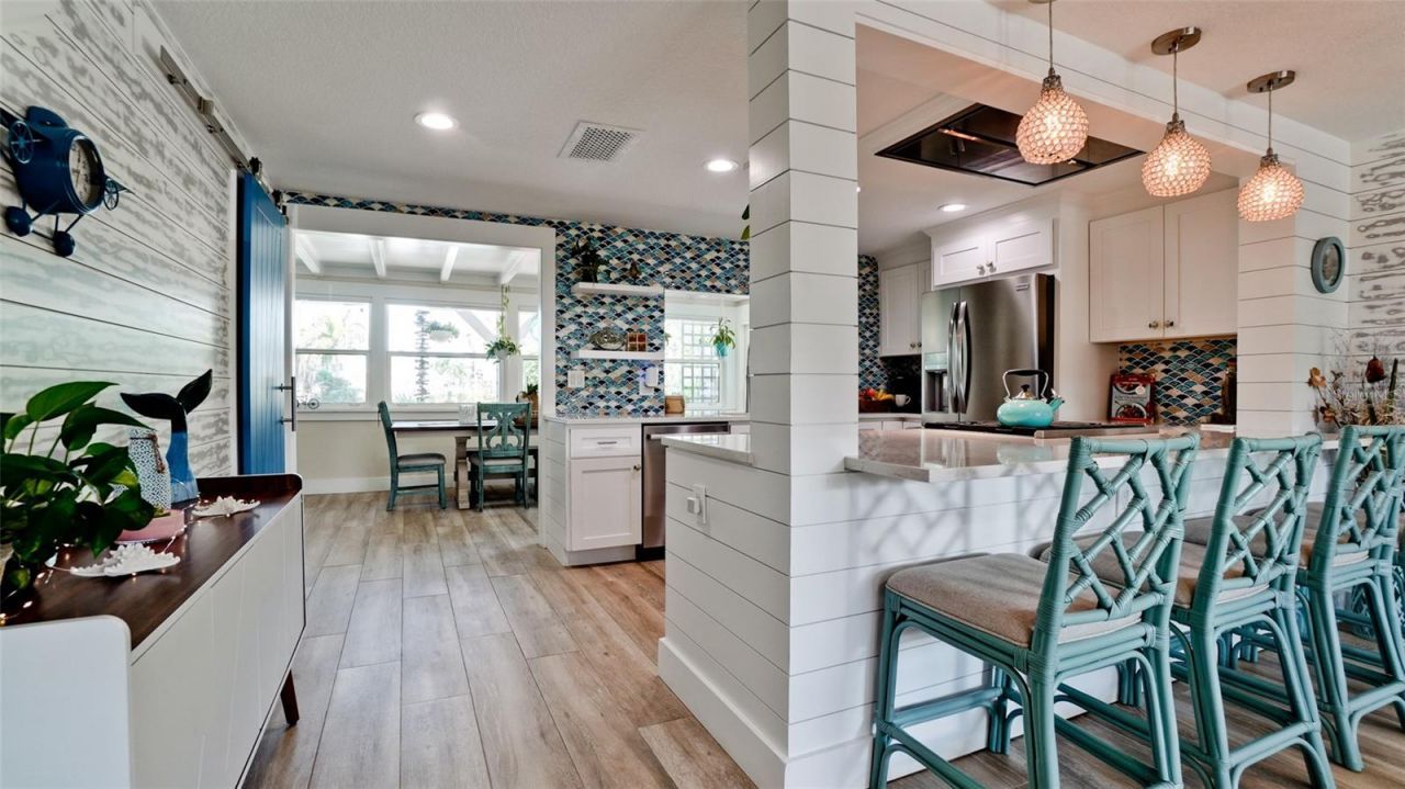 522 68th Street, Holmes Beach, FL 34217 Photo