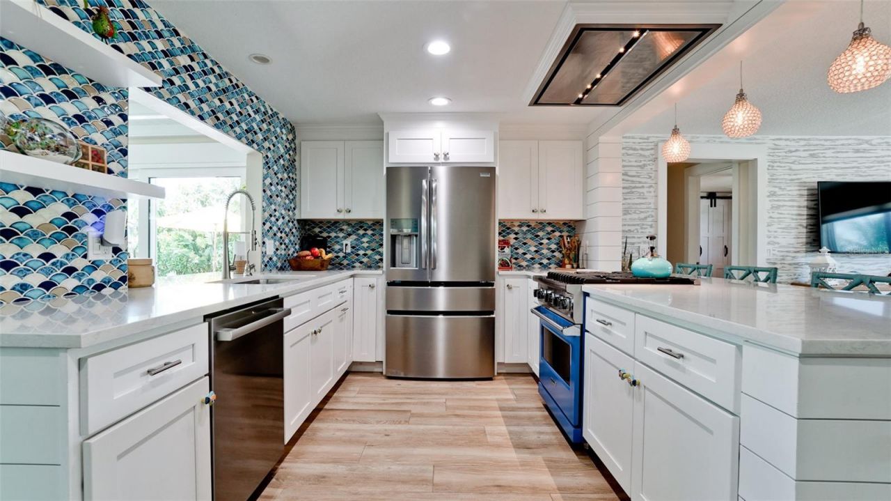 522 68th Street, Holmes Beach, FL 34217 Photo