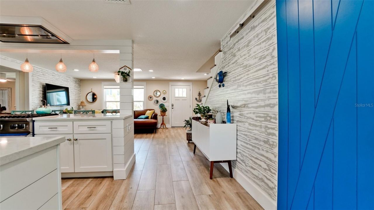 522 68th Street, Holmes Beach, FL 34217 Photo