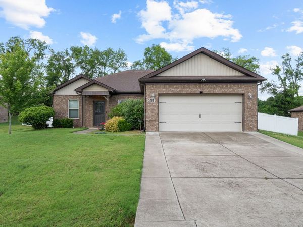 5238 McKinnley Dr , Chapel Hill, TN 37034