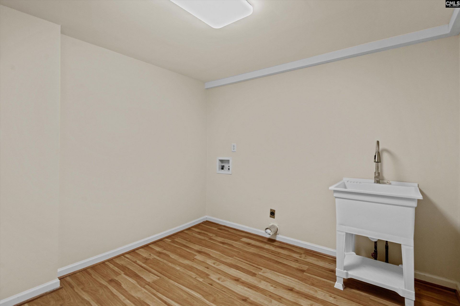 168 Parkwood Drive  Photo 25