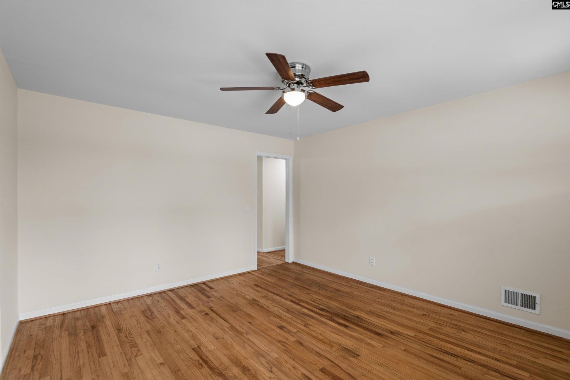 168 Parkwood Drive  Photo 7