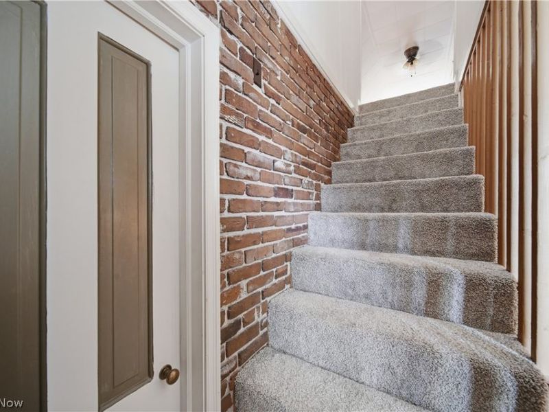 1585 Thornapple Avenue, Akron, OH 44301 Photo 20