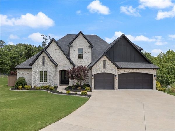 702 Saddle Ridge Road , Bentonville, AR 72712