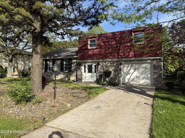 117 Randon Lane, Hazleton, PA 18201