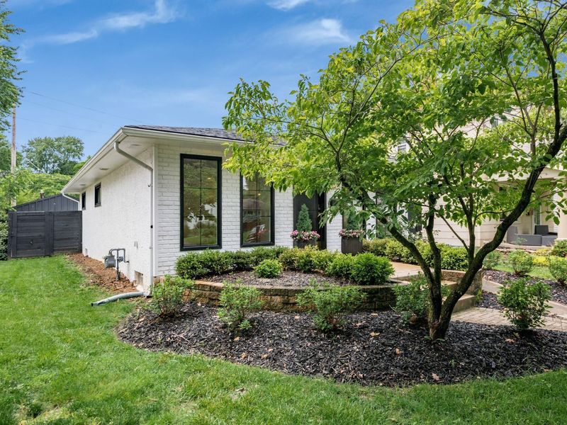 275 E Royal Forest Boulevard, Columbus, OH 43214 Photo 3