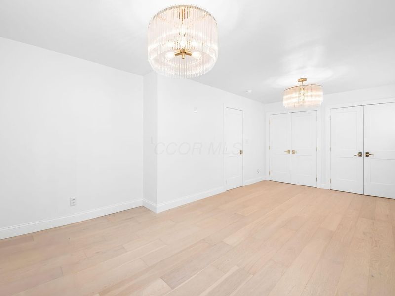 275 E Royal Forest Boulevard, Columbus, OH 43214 Photo 48
