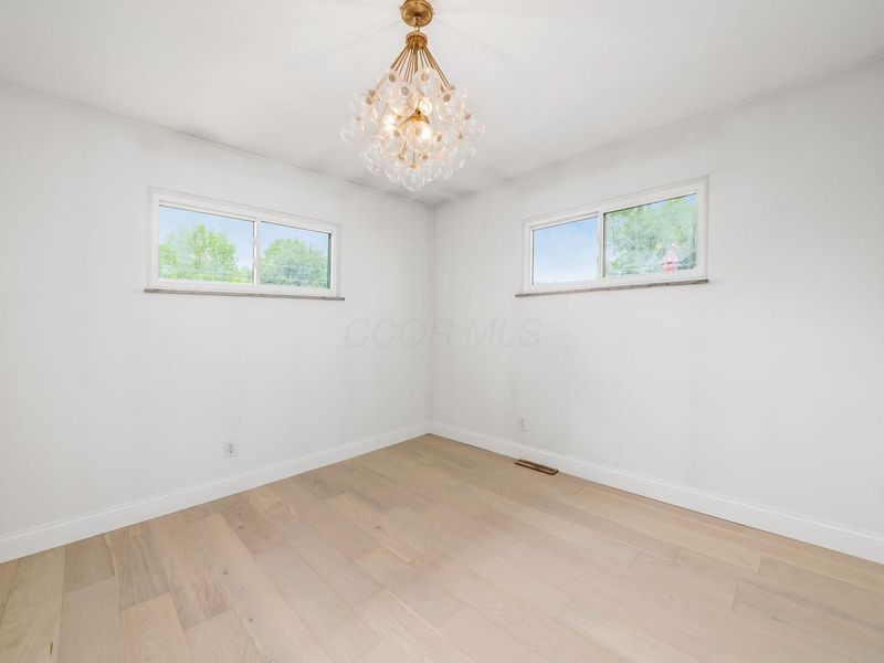 275 E Royal Forest Boulevard, Columbus, OH 43214 Photo 54
