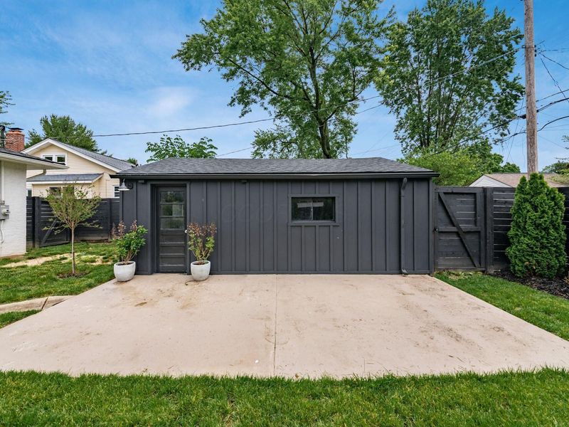 275 E Royal Forest Boulevard, Columbus, OH 43214 Photo 71