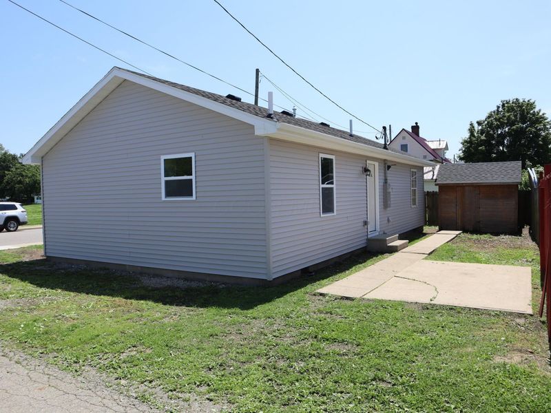 525 Delaware Street , Washington Court House, OH 43160 Photo 2