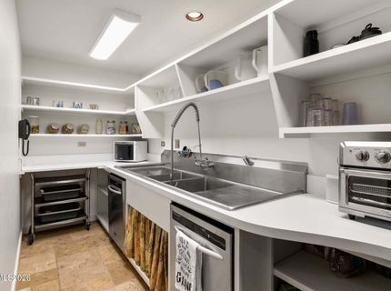 801 Dartmouth Drive, Reno, NV 89509 Photo