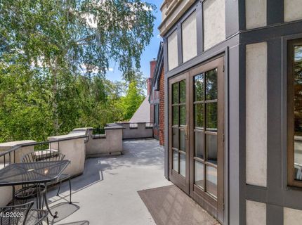 801 Dartmouth Drive, Reno, NV 89509 Photo
