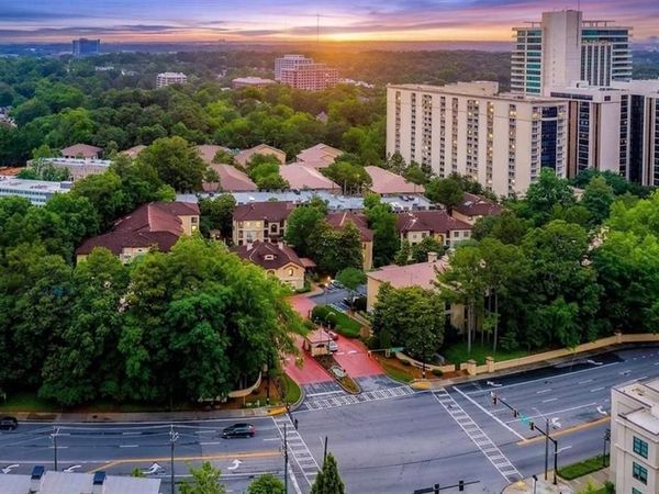 3777 Peachtree Road NE, Unit 923, Atlanta, GA 30319