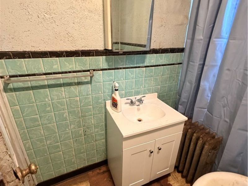 4218 Robert Avenue, Cleveland, OH 44109 Photo 16