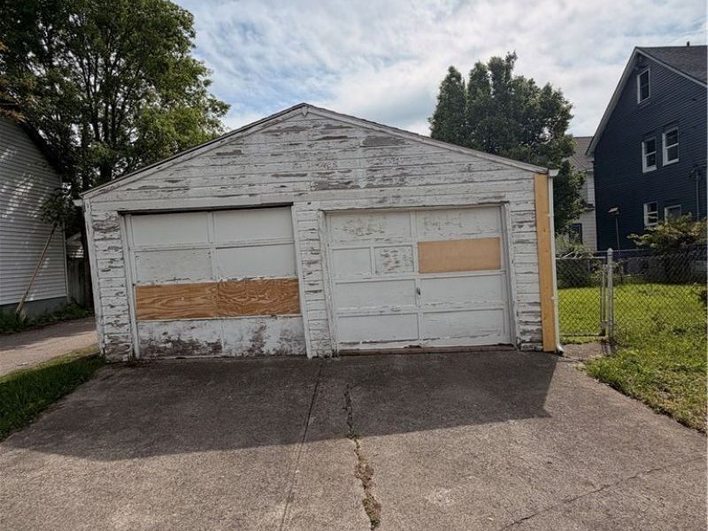 4218 Robert Avenue, Cleveland, OH 44109 Photo 48