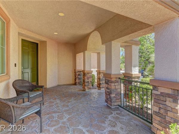 911 Roseberry Drive, Las Vegas, NV 89138