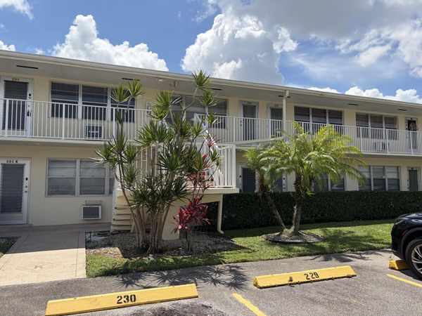 220 Berkshire K, Unit 220, West Palm Beach, FL 33417
