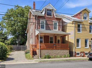 712 E HECTOR STREET , CONSHOHOCKEN, PA 19428