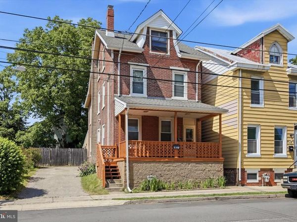 712 E HECTOR STREET , CONSHOHOCKEN, PA 19428