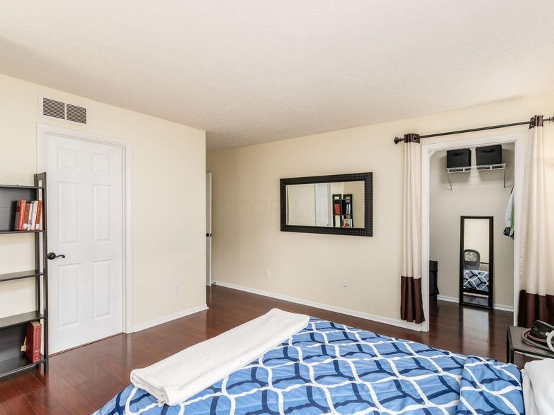 2188 Hedgerow Road, Unit 2188B, Columbus, OH 43220 Photo 19
