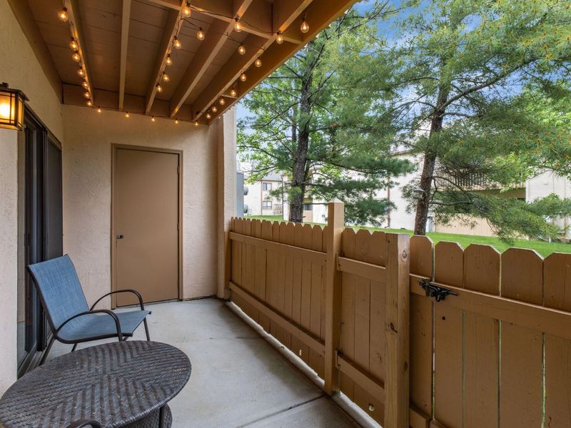 2188 Hedgerow Road, Unit 2188B, Columbus, OH 43220 Photo 24