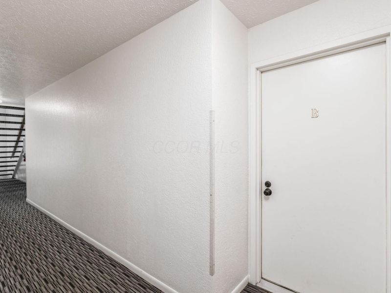 2188 Hedgerow Road, Unit 2188B, Columbus, OH 43220 Photo 28
