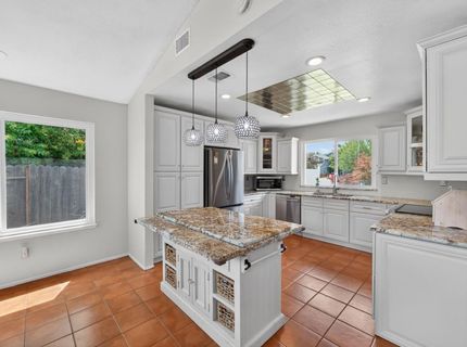 1333 Foxboro Way, Sacramento, CA 95833 Photo