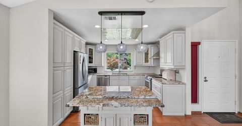 1333 Foxboro Way, Sacramento, CA 95833 Photo