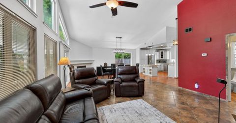 1333 Foxboro Way, Sacramento, CA 95833 Photo