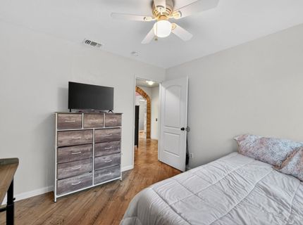 1333 Foxboro Way, Sacramento, CA 95833 Photo