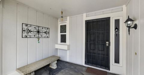 1333 Foxboro Way, Sacramento, CA 95833 Photo