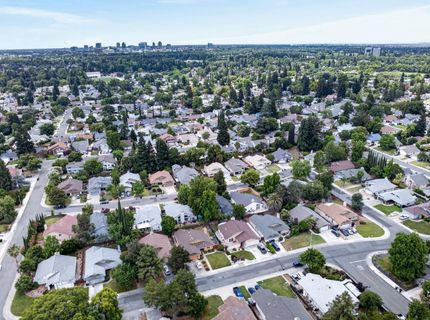 1333 Foxboro Way, Sacramento, CA 95833 Photo