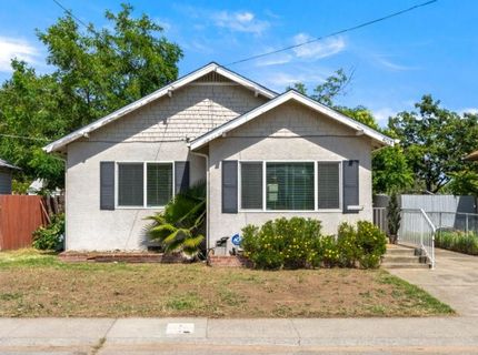 4015 San Carlos Way, Sacramento, CA 95820 Photo