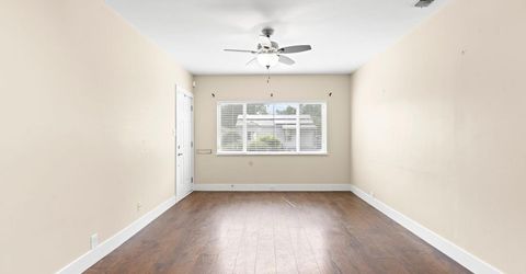 4015 San Carlos Way, Sacramento, CA 95820 Photo