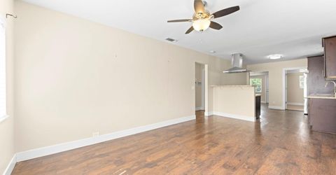 4015 San Carlos Way, Sacramento, CA 95820 Photo