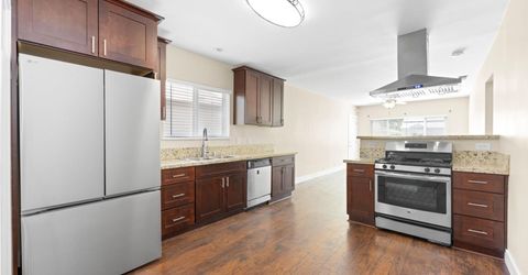 4015 San Carlos Way, Sacramento, CA 95820 Photo