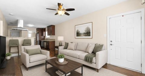 4015 San Carlos Way, Sacramento, CA 95820 Photo