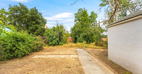 4015 San Carlos Way, Sacramento, CA 95820 Photo