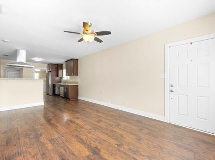 4015 San Carlos Way, Sacramento, CA 95820 Photo