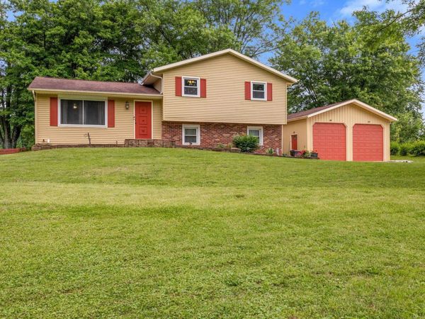 3713 N Woodview Hills Drive, Solsberry, IN 47459