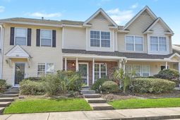 484 Doane Way photo 4